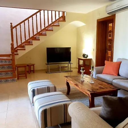 Holiday home Casa Deltanatura, Alta Capacidad Con Piscina, Cerca Playa Y Al Lado Rio *